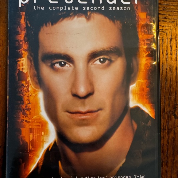The 1st 3 Seasons of The Pretender on DVD. - Picture 12 of 13